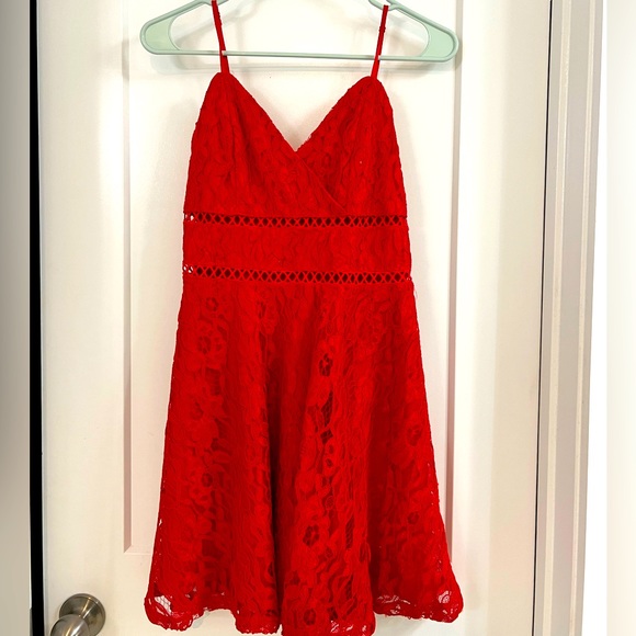 Francesca's Collections Dresses & Skirts - Francesca’s Red Lace dress M
